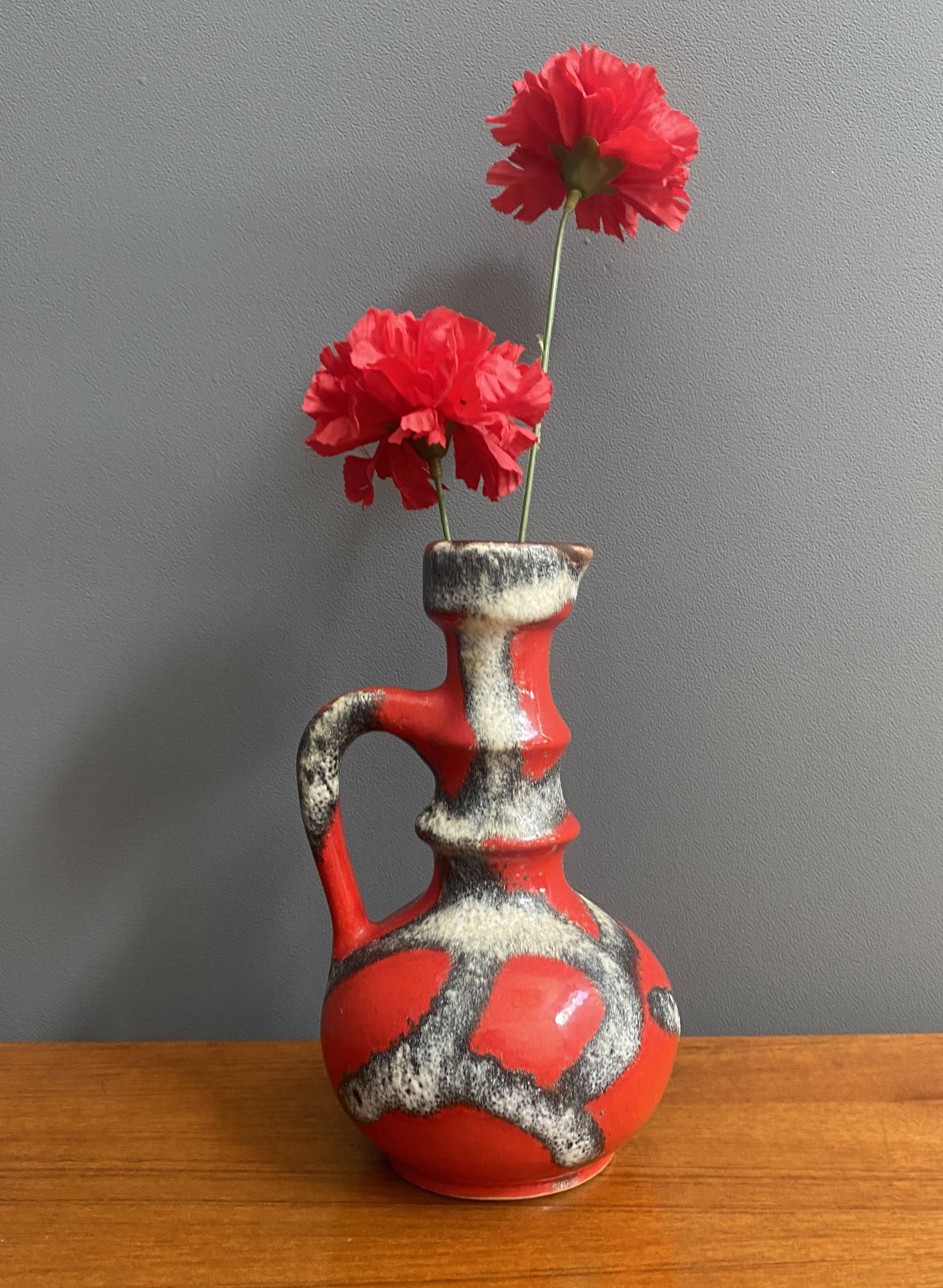 Red fat lava vase by Jopeko model 7201-21