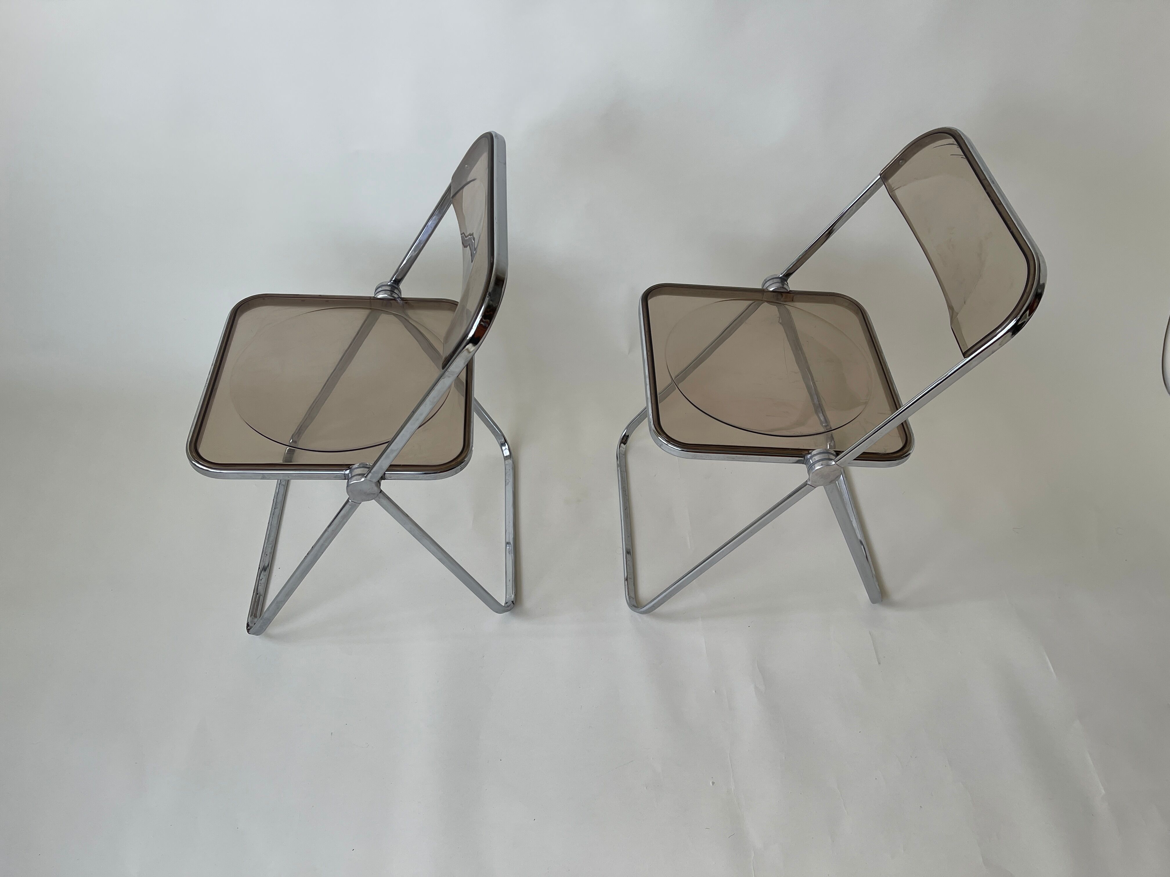 Pair of Folding Plia Chairs by Giancarlo Piretti