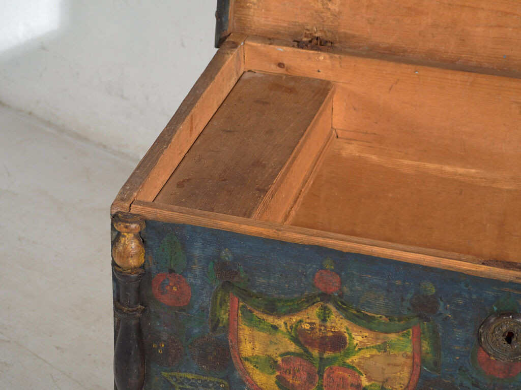 Old hand-painted mallet – Central Europe (circa 1850)