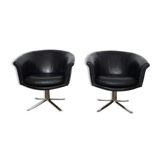 Pair of Scandinavian leather armchairs by Lennart Bender 1970