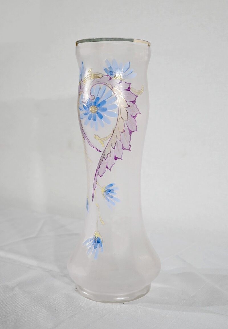 Fine glass vase 1920