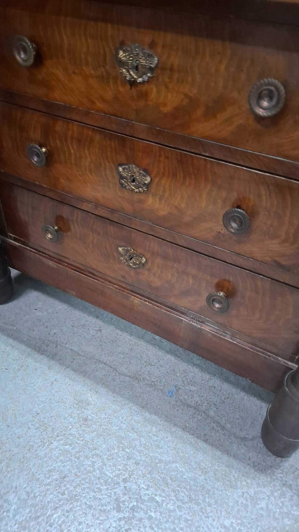 Empire mahogany chest of drawers