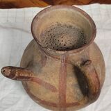 Poterie traditionnelle kabyle / berbère en terre cuite ornée de motifs (2)