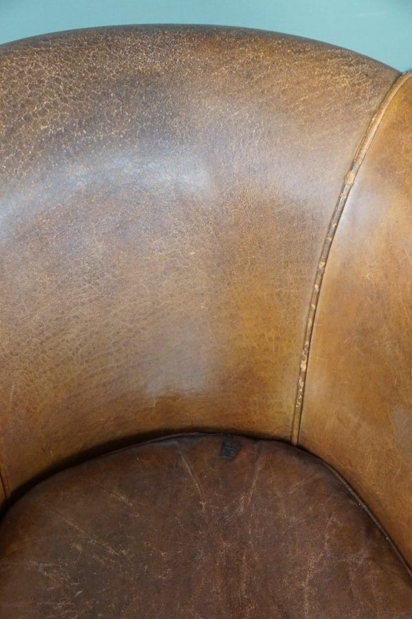 Fauteuil club en cuir de mouton robuste