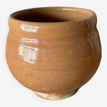 Ancient glazed pottery