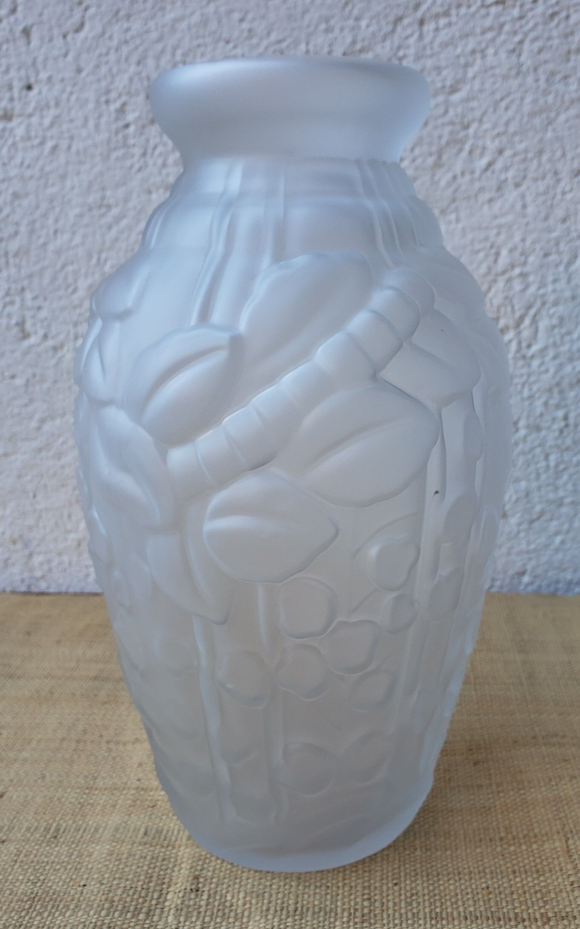 2 Art Deco vases in frosted glass