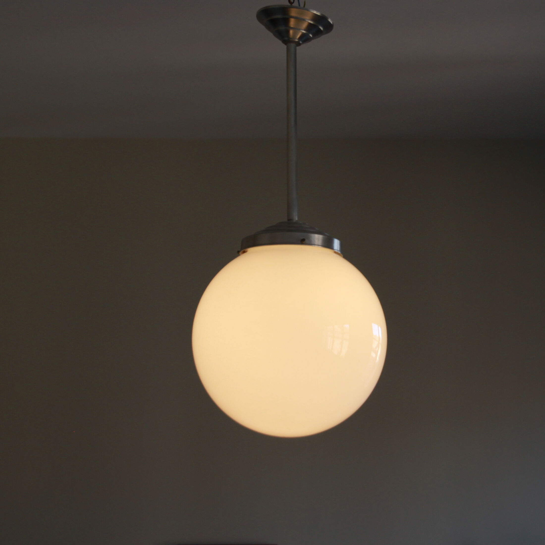 Old paline white paline suspension, aluminum claw
