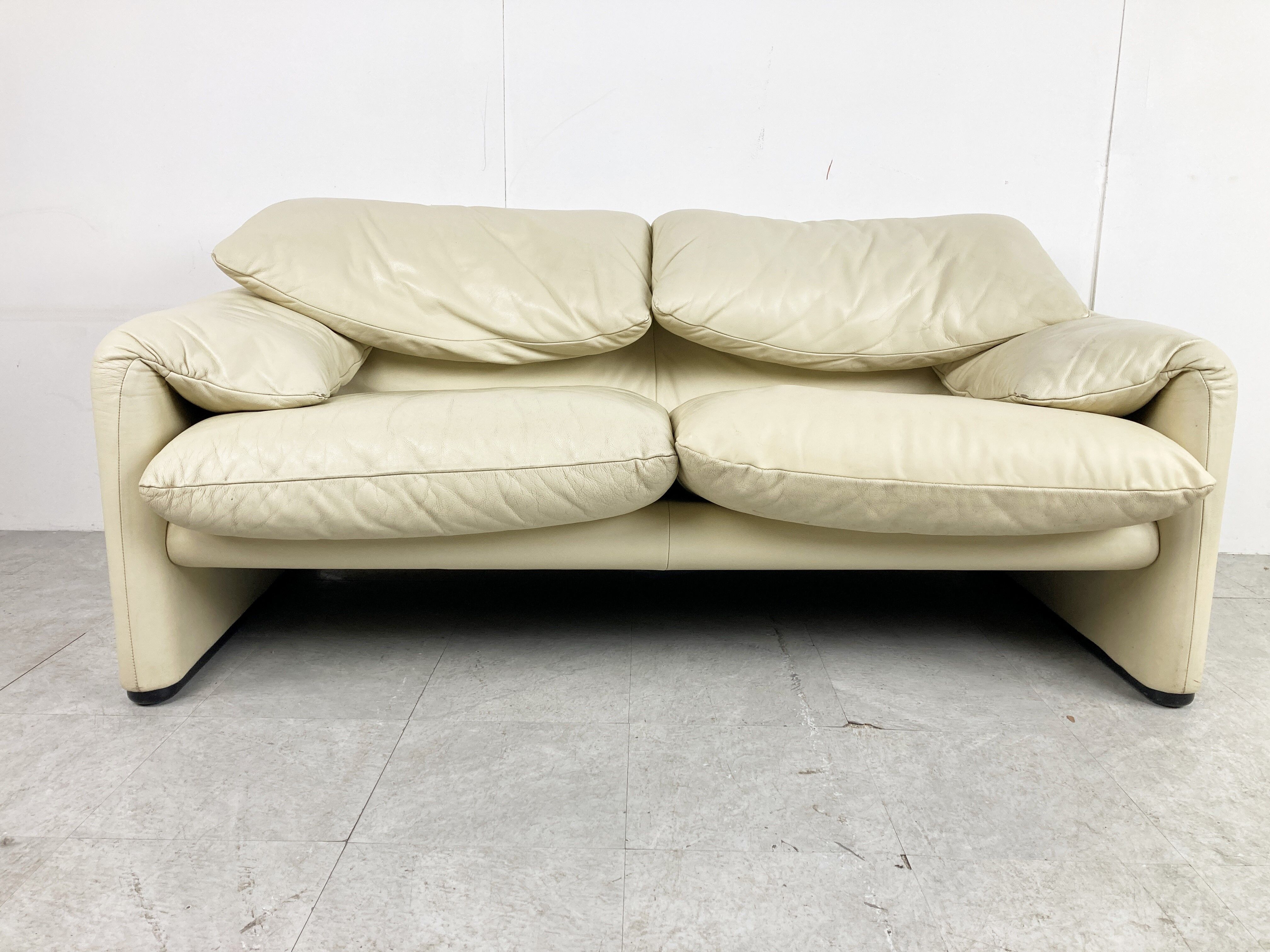 Leather Maralunga sofa by Vico Magistretti for Cassina