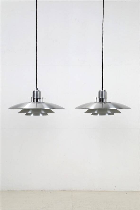 Set of 2 Belid pendant lamps / Danish modern design / aluminium / 1980s / Primus