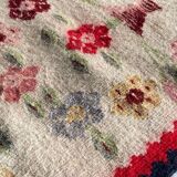 Tapis Rollakan décor de tulipes vintage