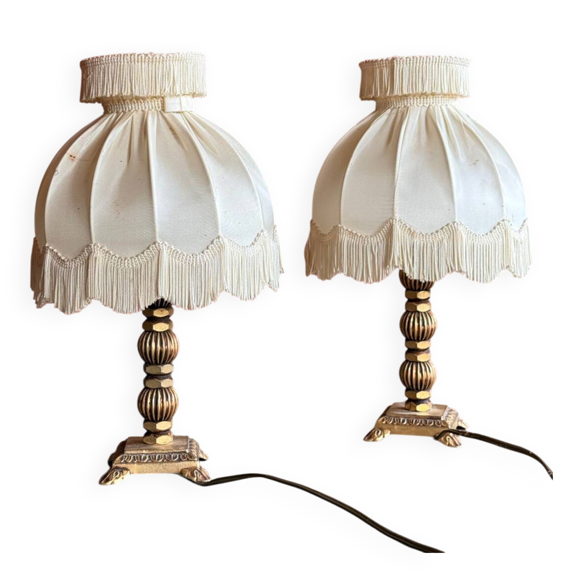 Fringed white bedside lamp