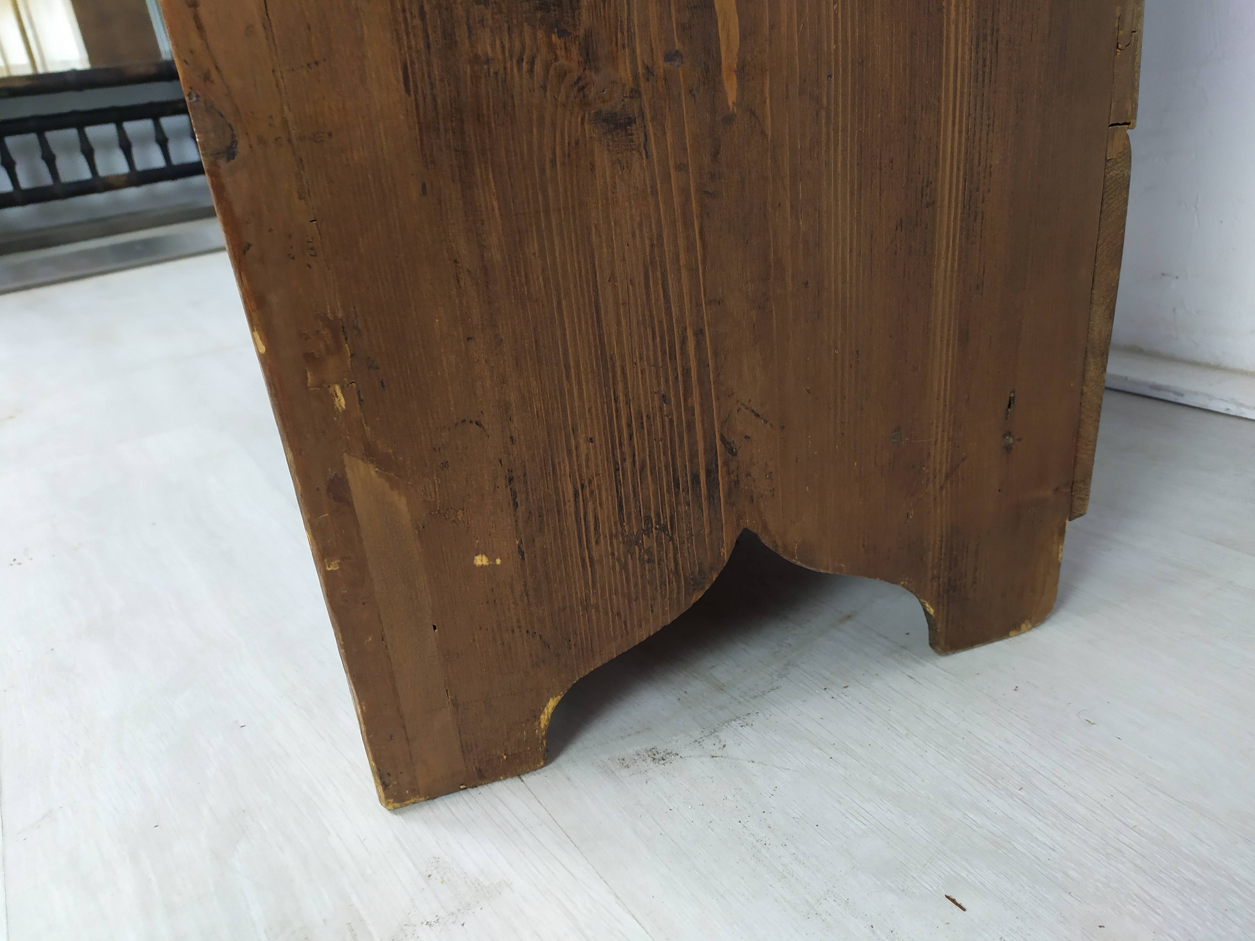 Parisian wardrobe fir tree