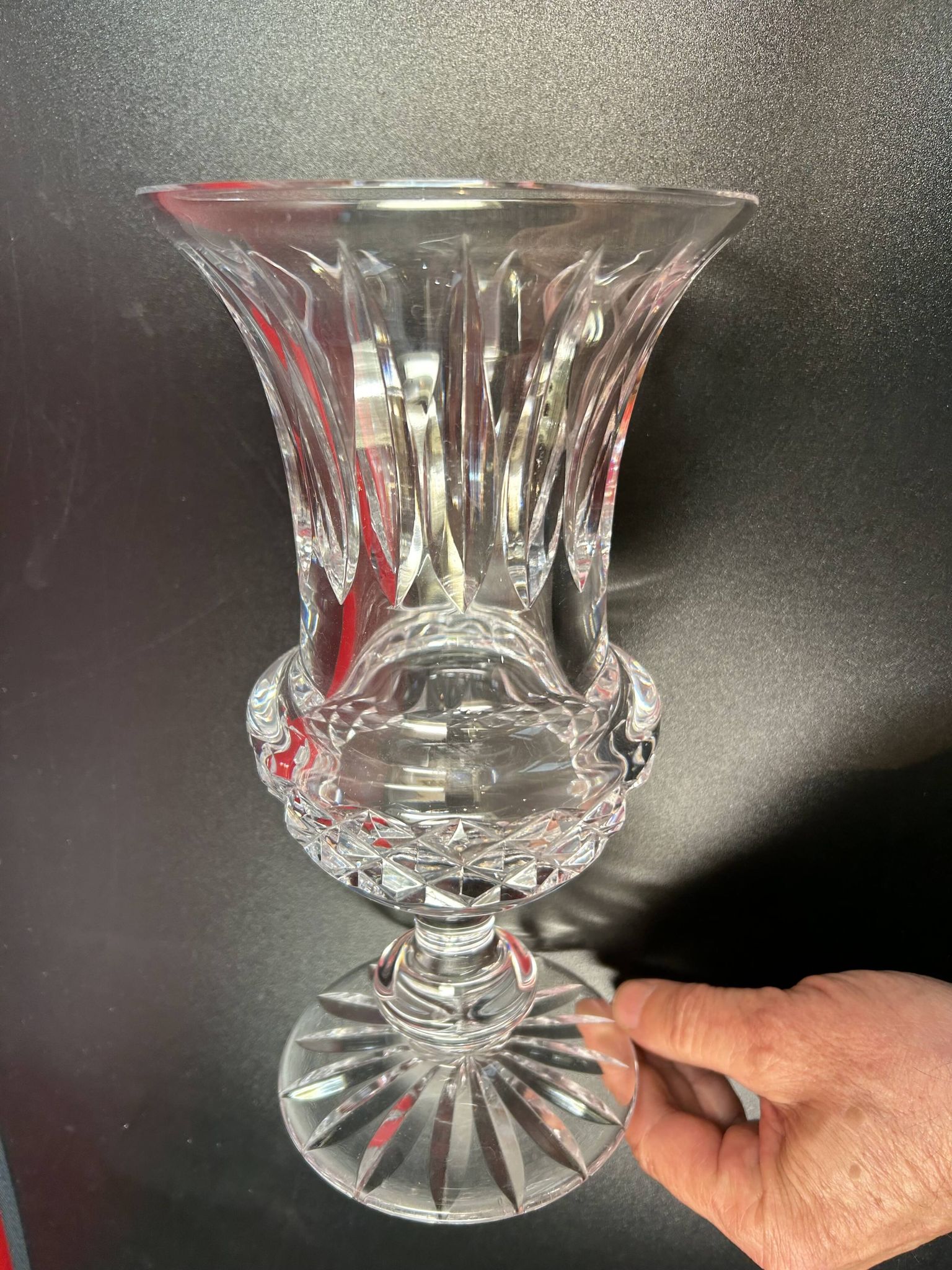 Sèvres crystal vase - signed on the base - 25.5 cm