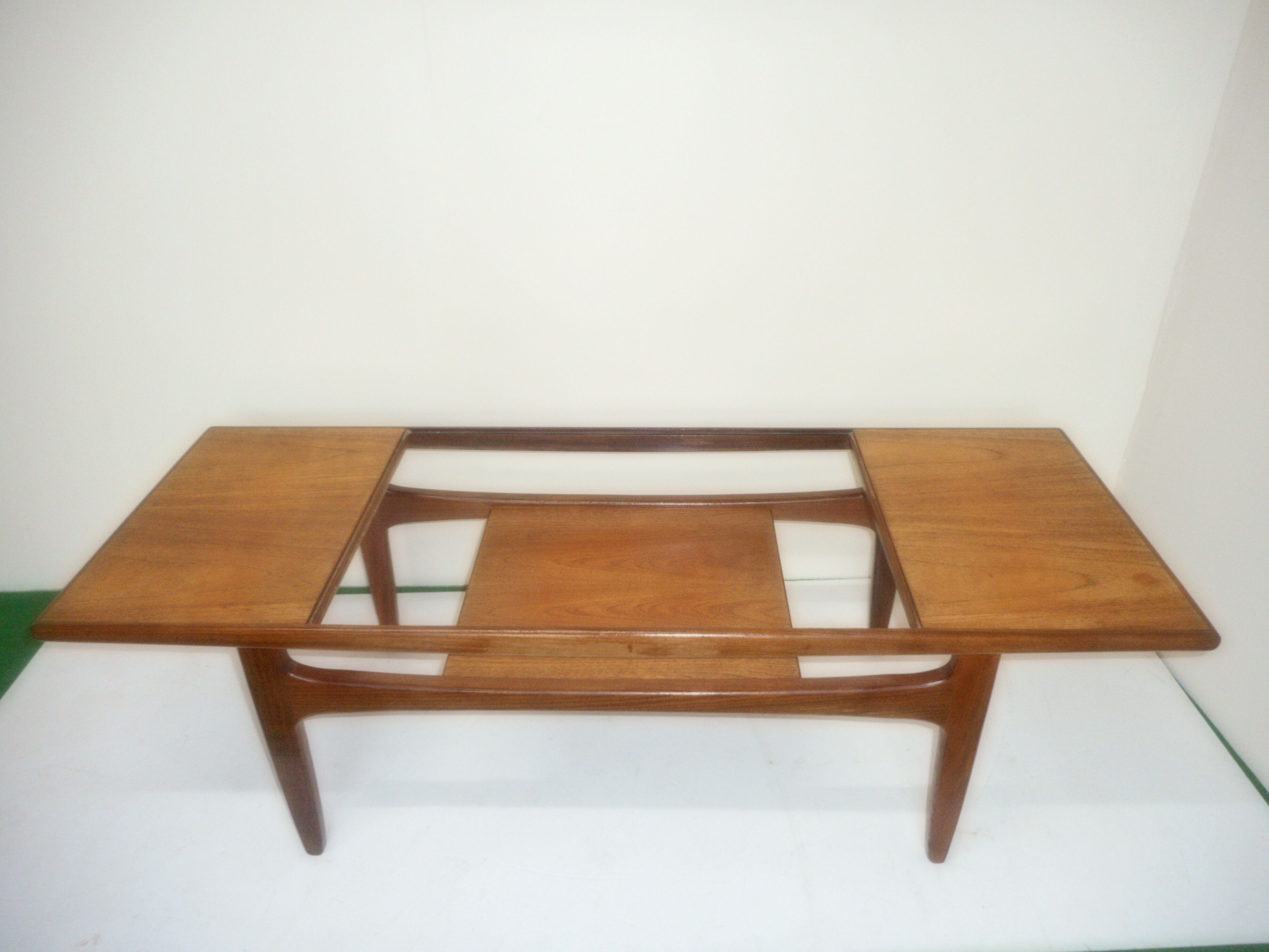 "Long John" coffee table in vintage teak