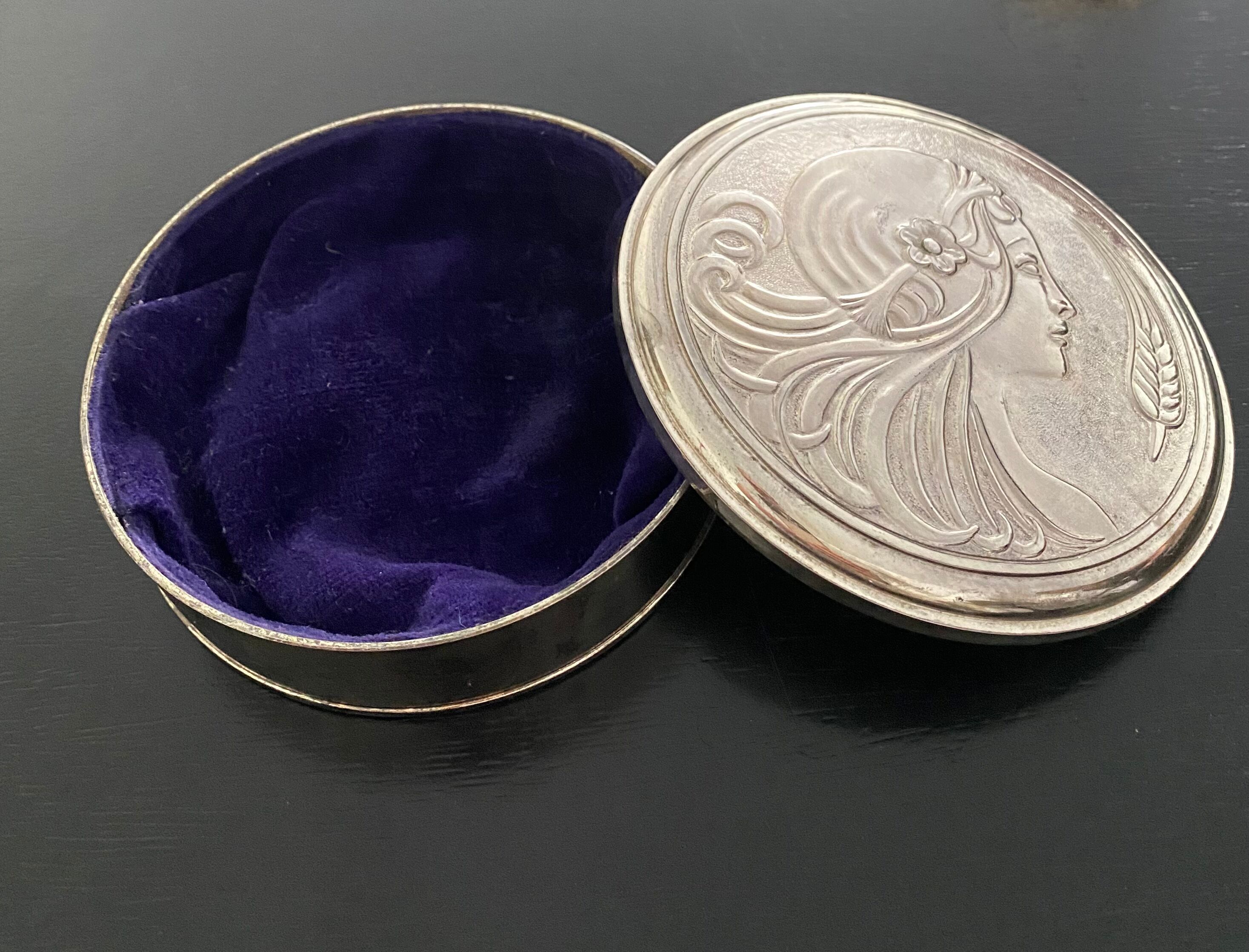 Art Nouveau style jewelry box