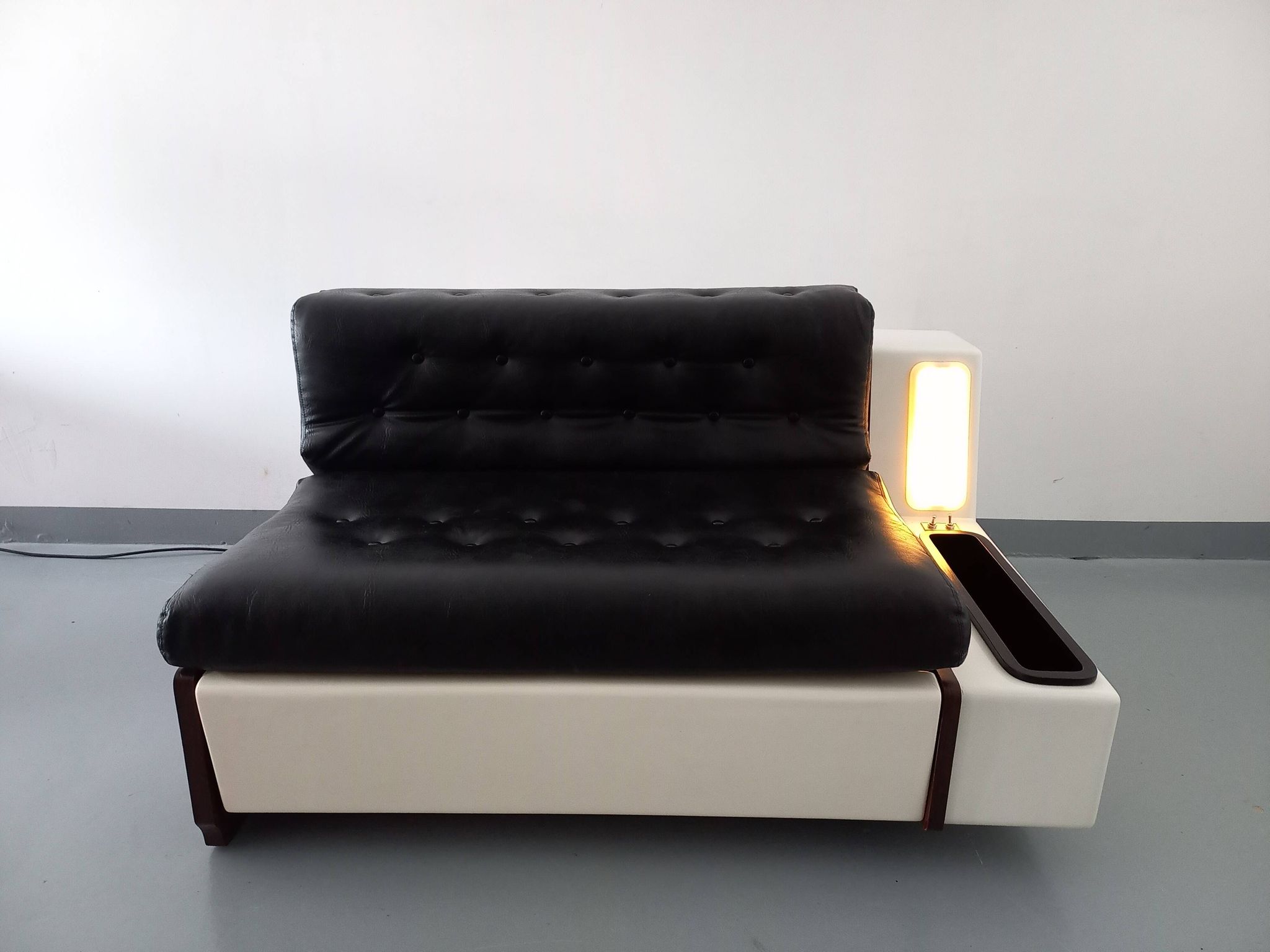 Vintage sofa bed bench with integrated lighting, Italian design Beka Tortuga, in skai, fiber