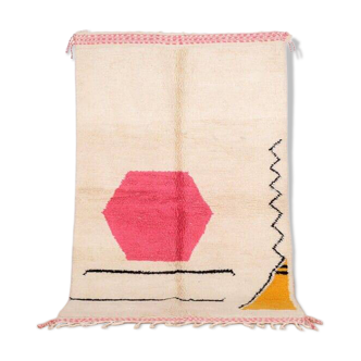 Handmade traditional Atlas Moroccan rug, size 150 x 250 cm.