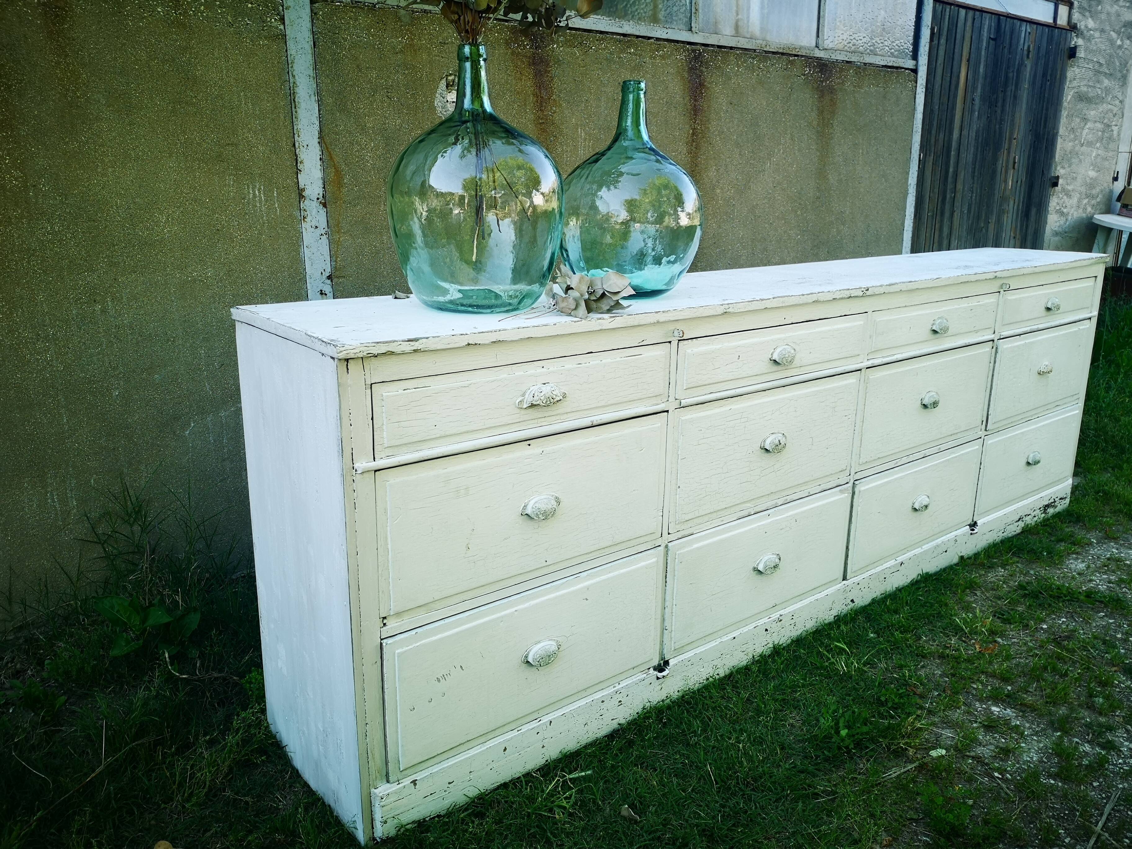 White craft furniture