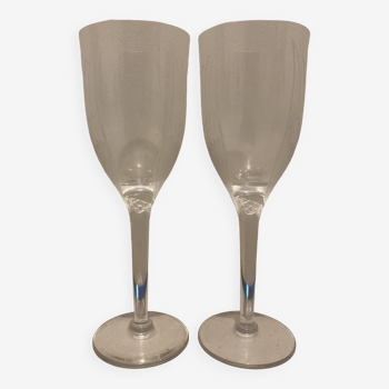 Deux flûtes à champagne en Cristal Lalique