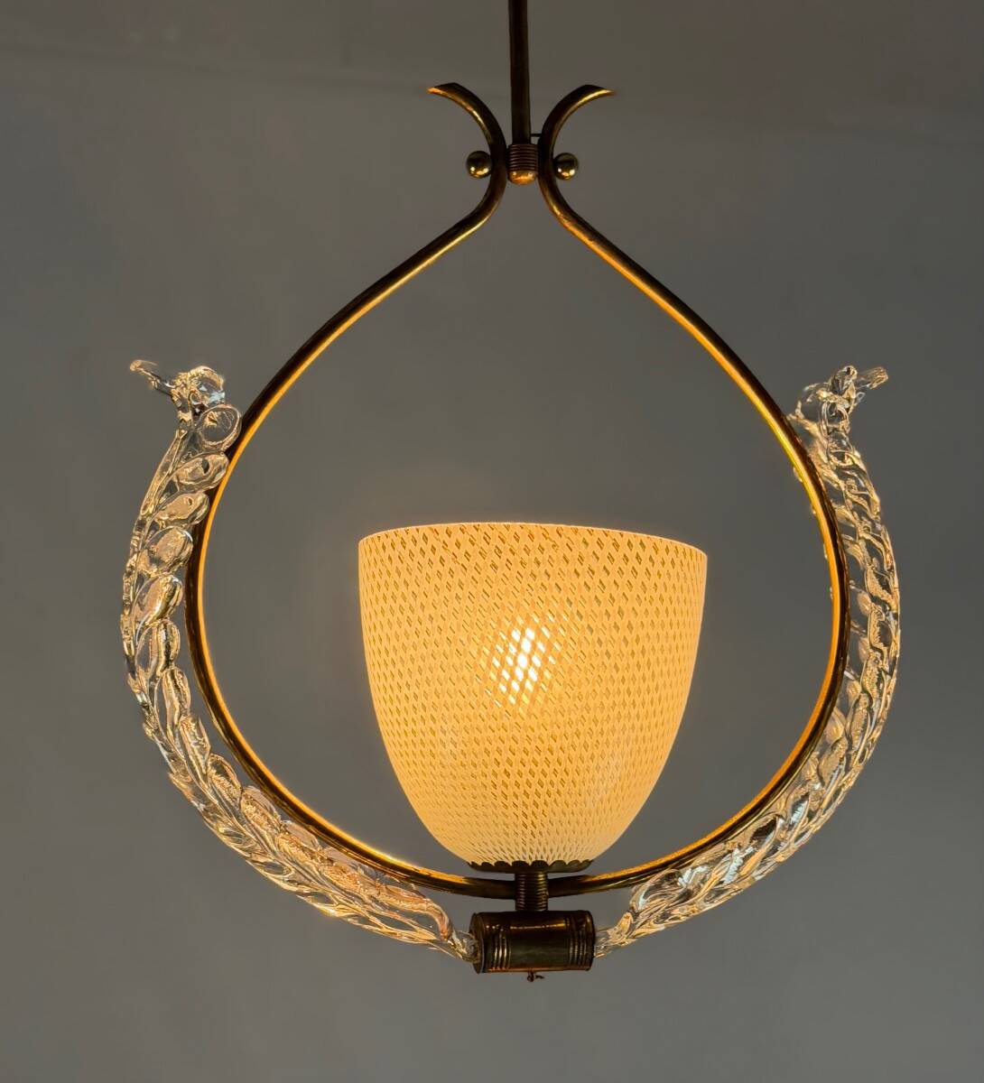 Venetian chandelier in colorless Murano glass, "Vetro à reticello" cut, circa 1950
