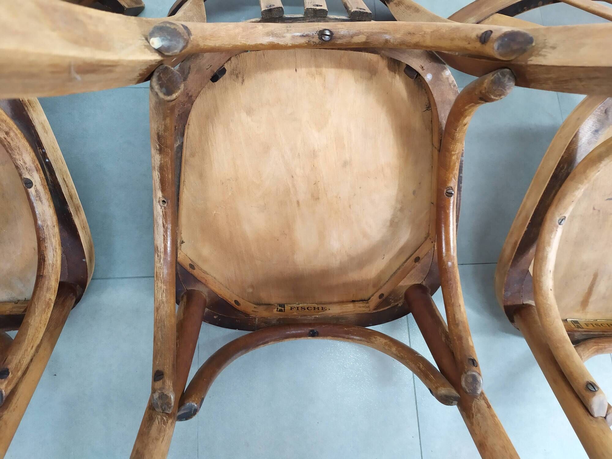 Suite of 6 wooden barhel barel bistro chair