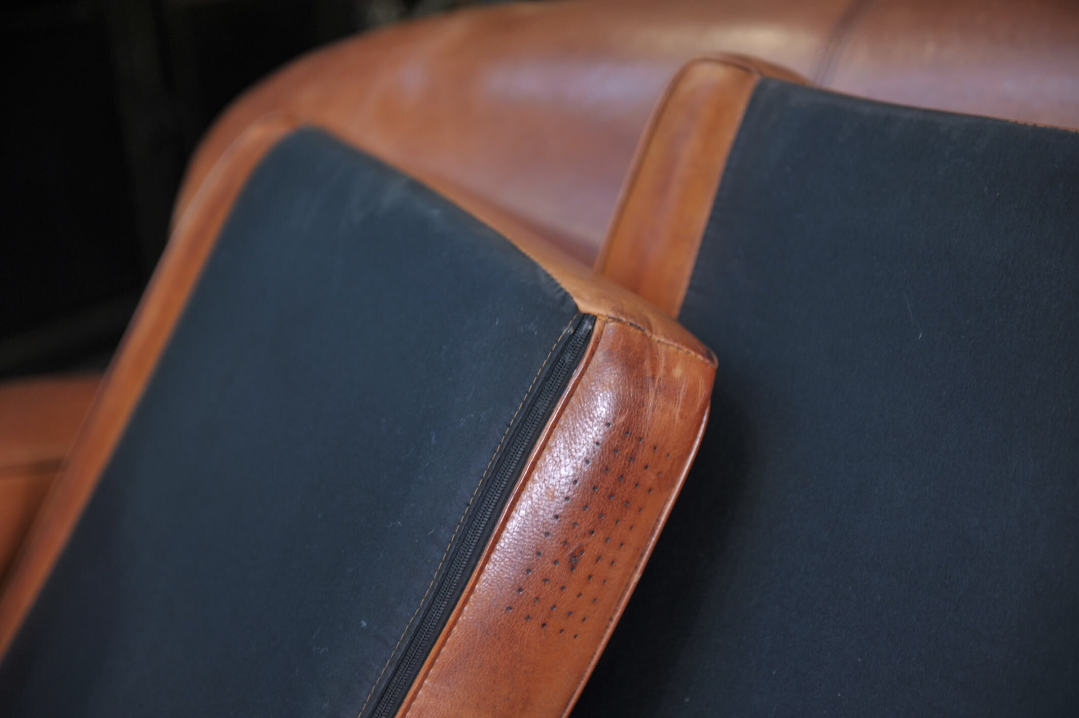 Vintage 3-seater leather club sofa