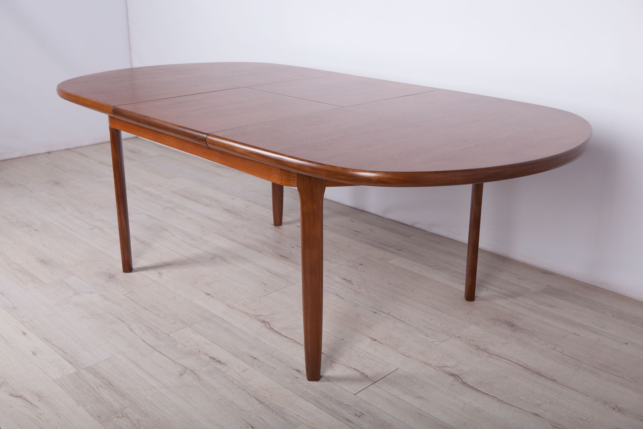 Mid-Century Teak Oval Dining Table from Elliots of Newbury, 1960s
