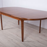 Table à manger ovale en teck du milieu du siècle d’Elliots of Newbury, années 1960