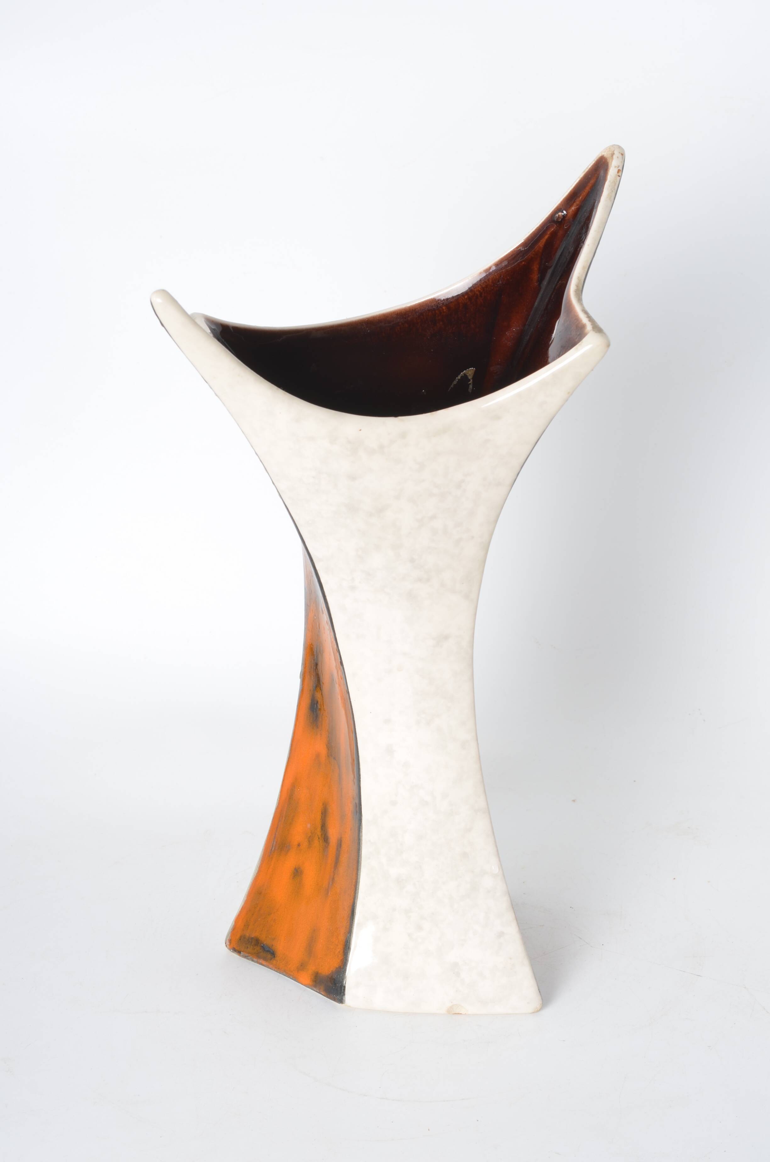 Vintage vase signed Tess