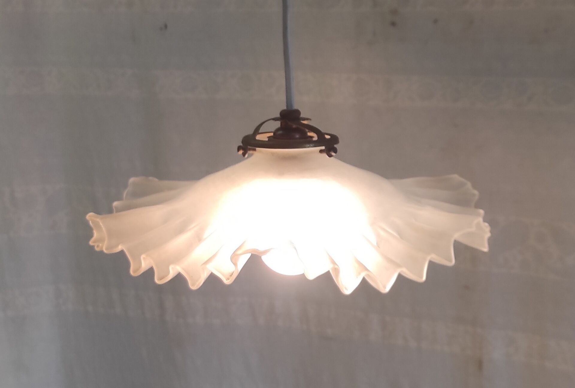 Pleated glass lampshade - mid 20th century