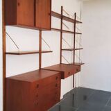 Modular Scandinavian shelf