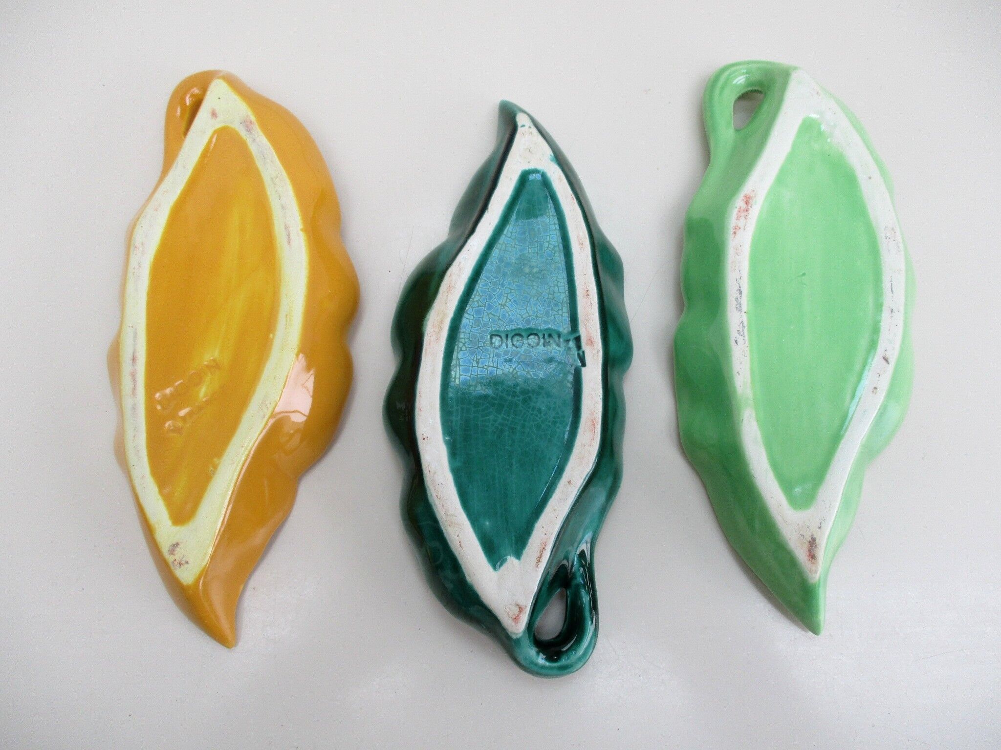 Three Digoin leaf ravines