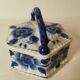 Candy box / jewelry box / empty pocket in blue ceramic, hand-painted in Thailand
