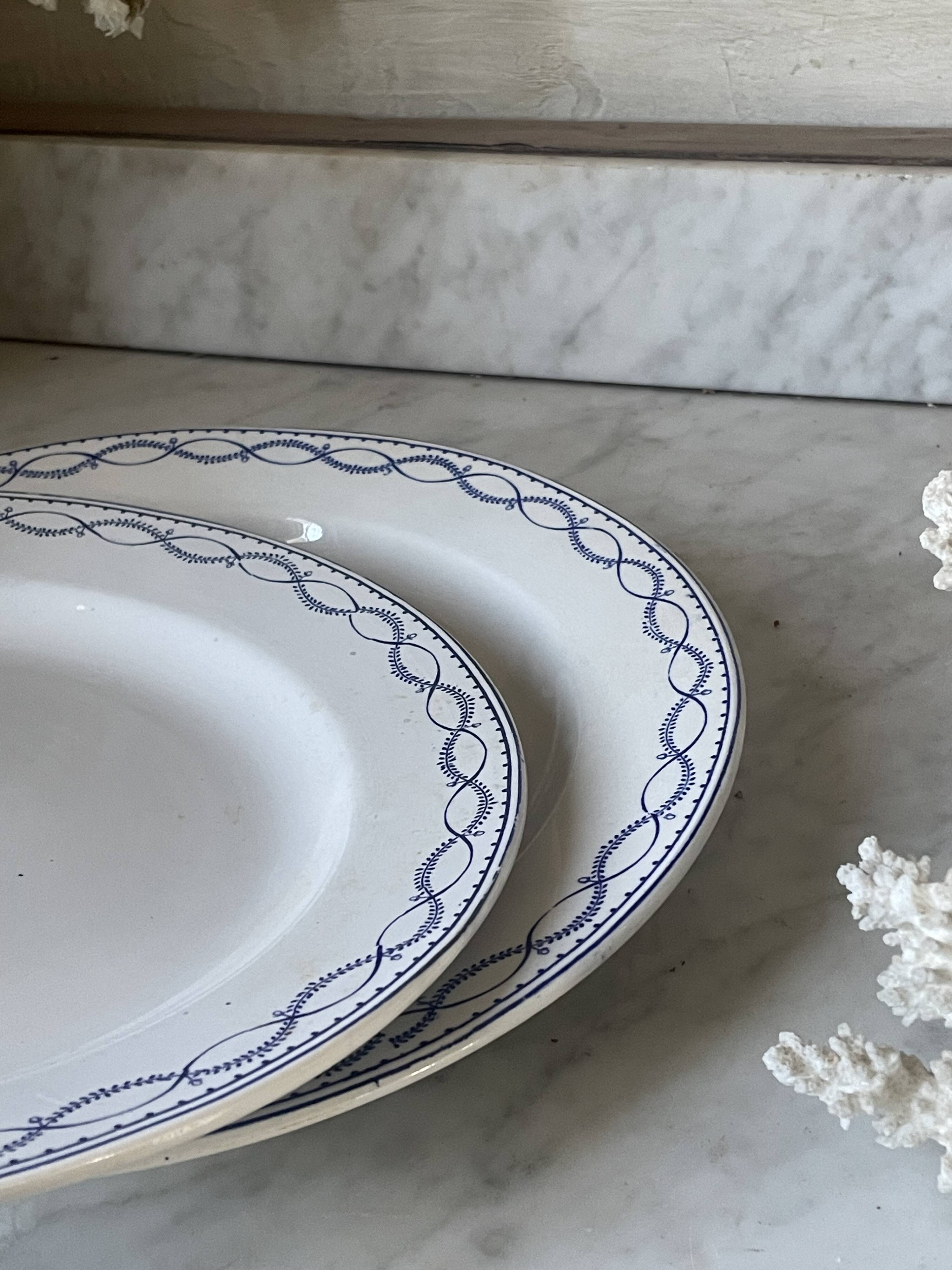 Pair of round dishes Boch La Louvière circa 1900