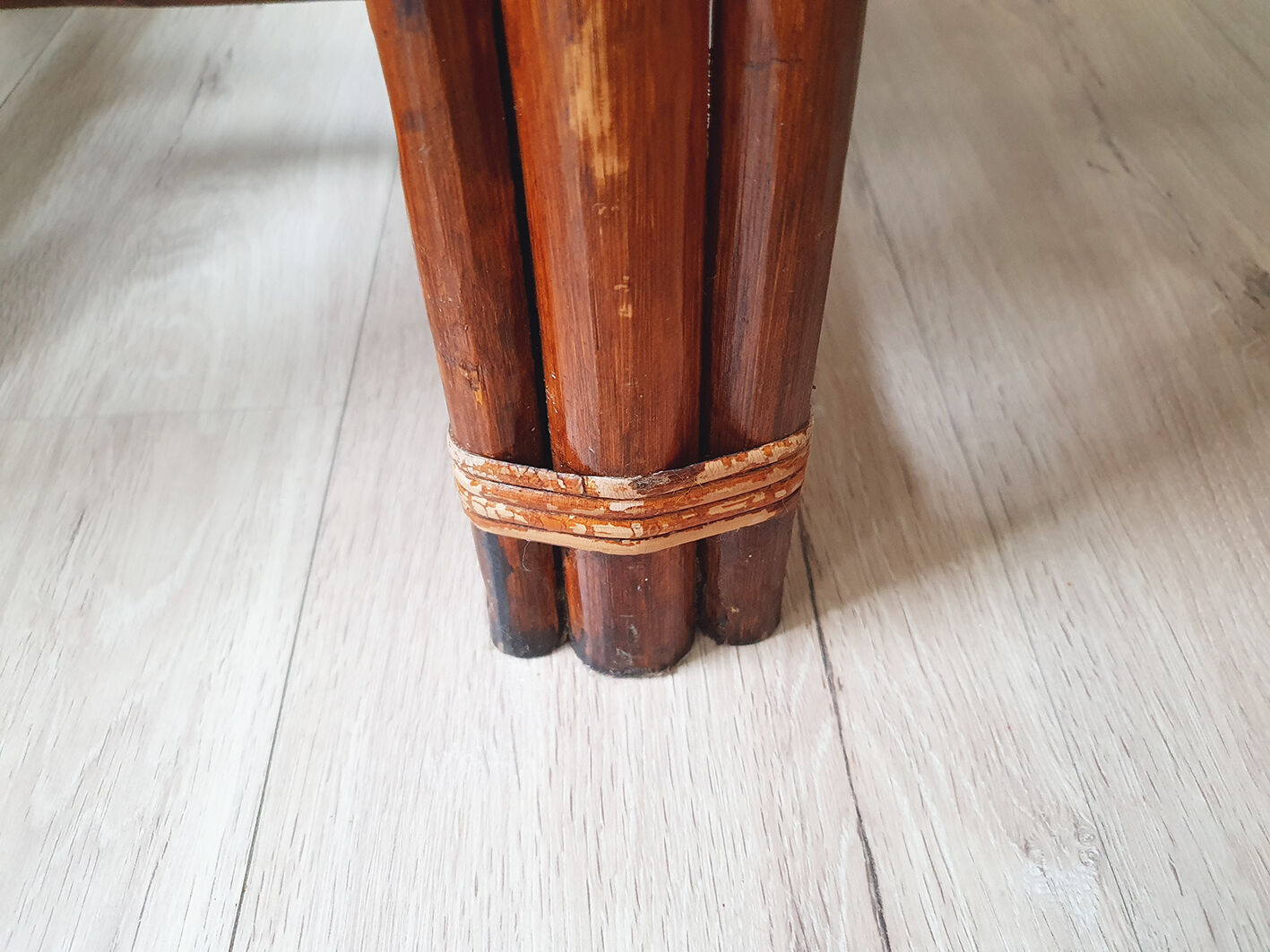 Fauteuil avec tablette en rotin & bambou - vintage