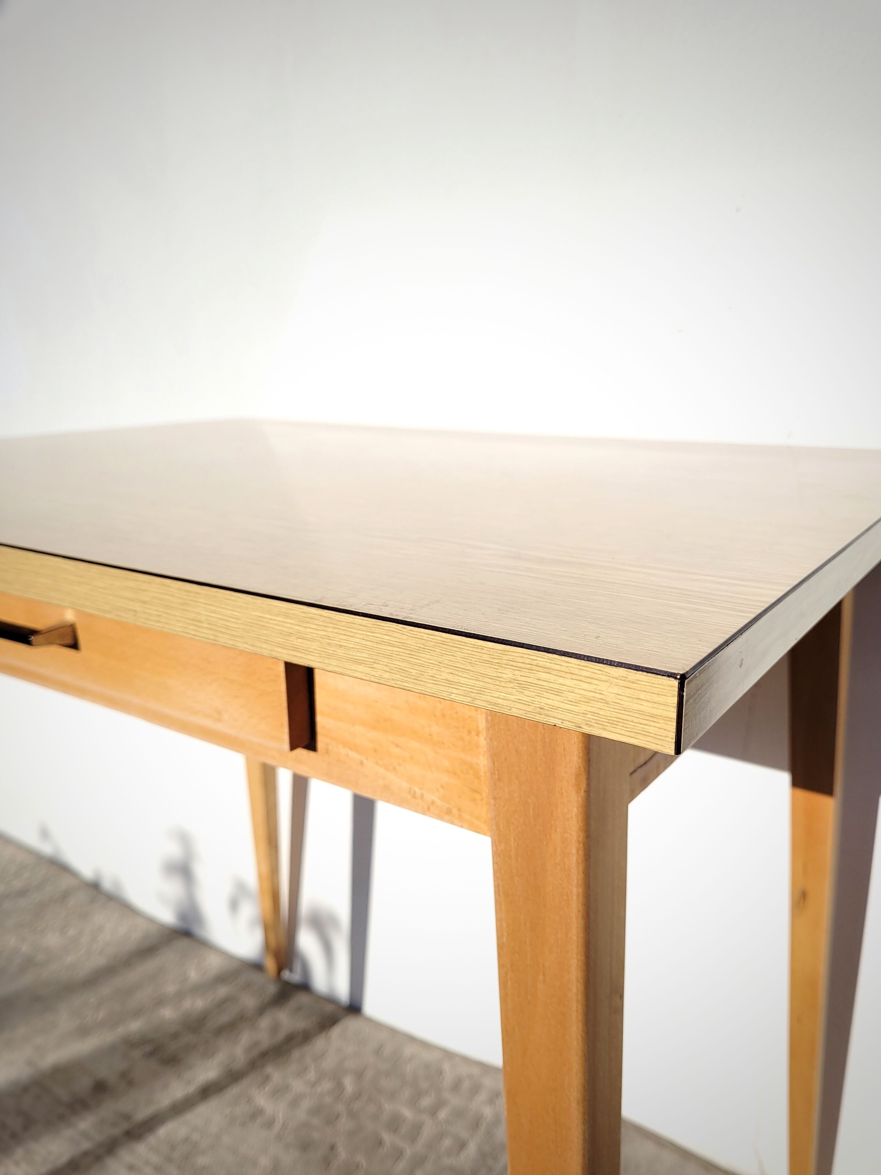 Boarding Office 1970