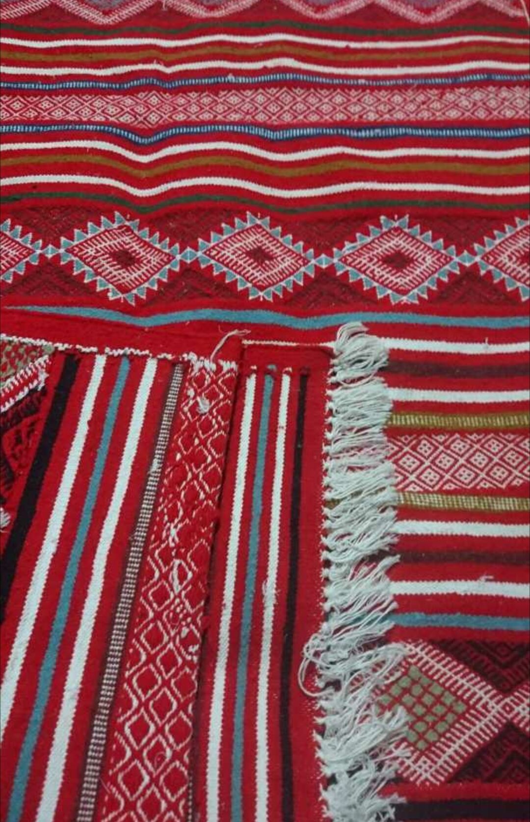 Tapis berbère rouge fait à la main en laine 115x215cm