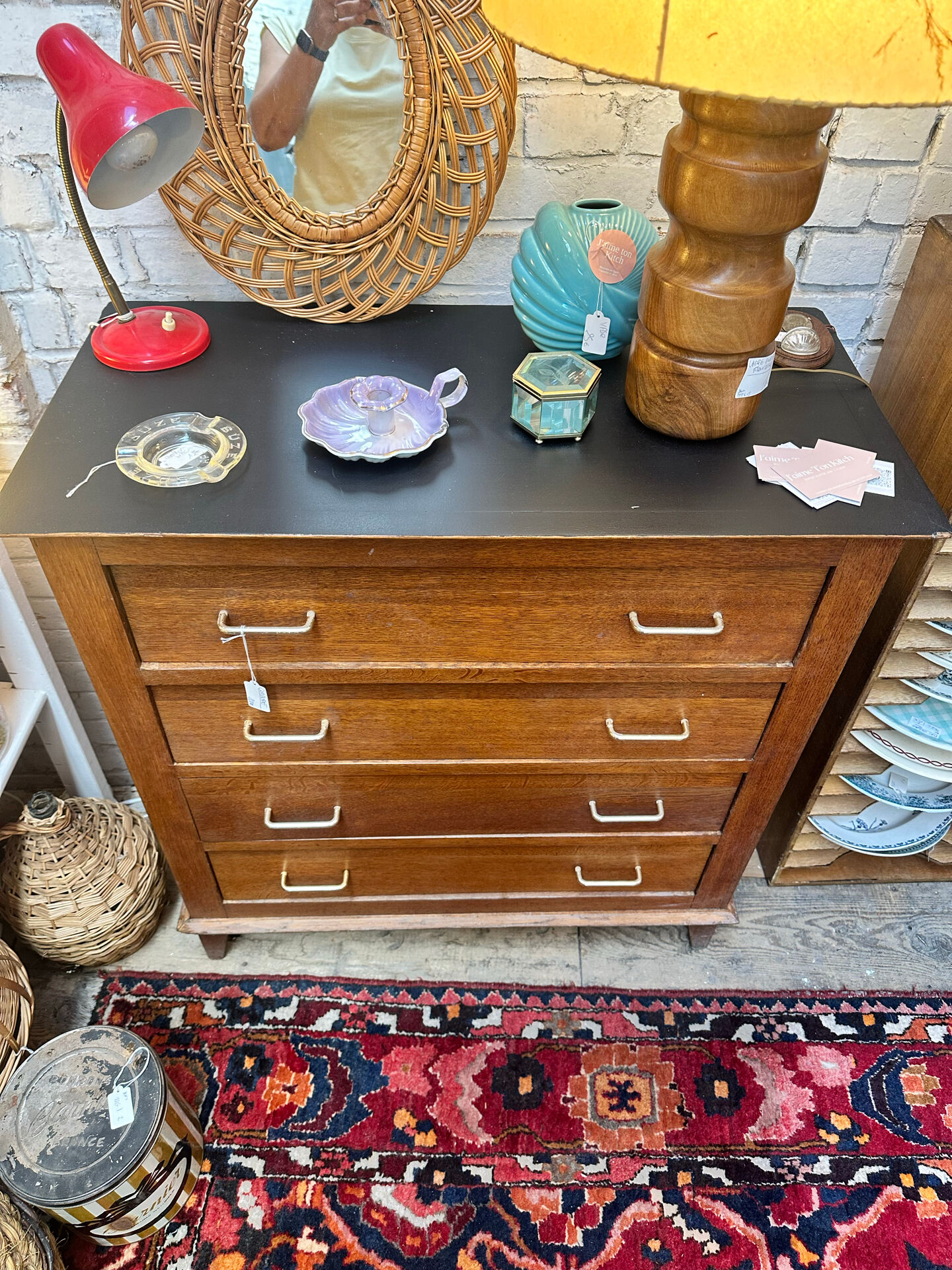 Commode vintage