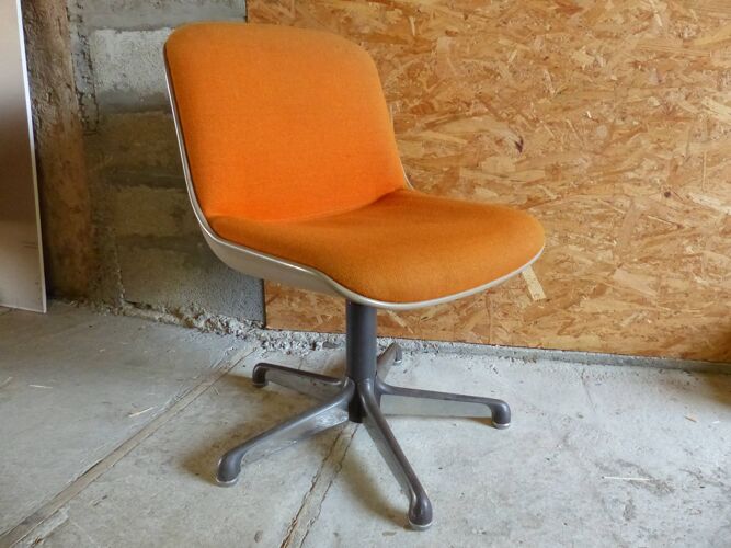 Ancien fauteuil comforto design 20ème