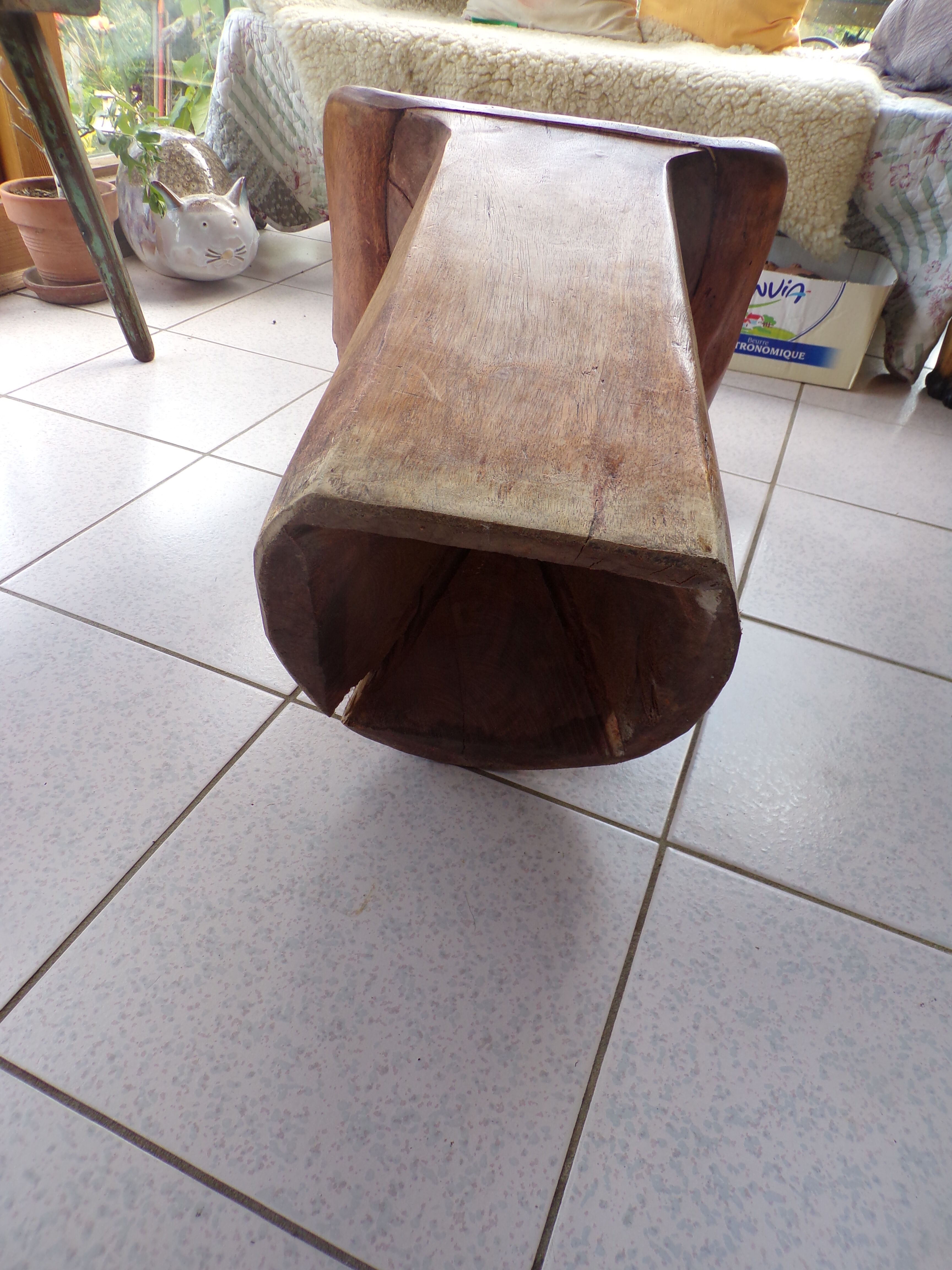 Buddha hand stool