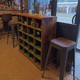 Workshop cabinet with compartments