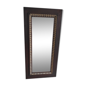 Miroir en bois marron et décor