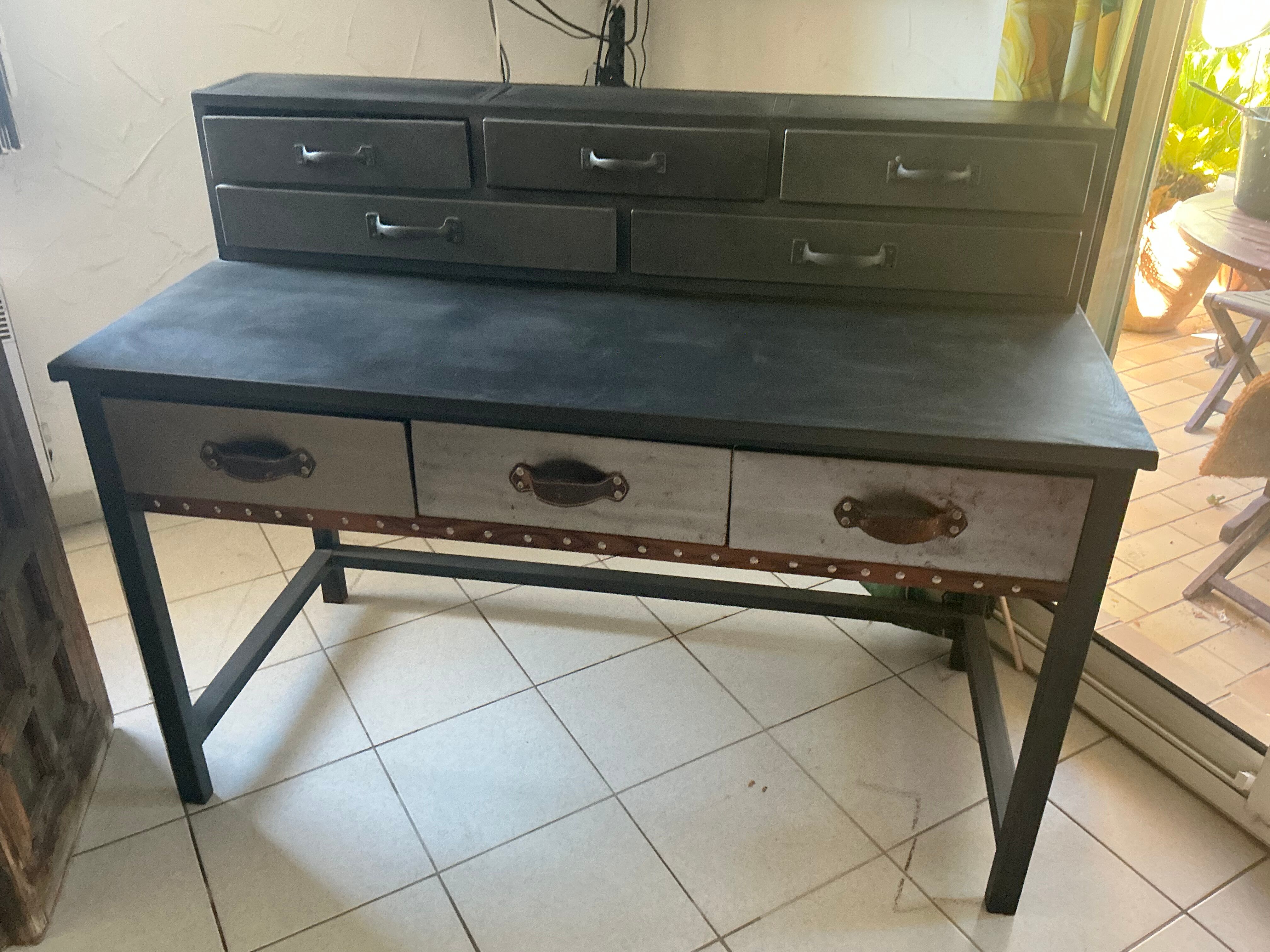 Meuble de bureau en acier et bois cuir