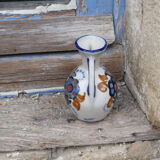 Vase double anses à motifs fleurs signé Alphonse Mouton
