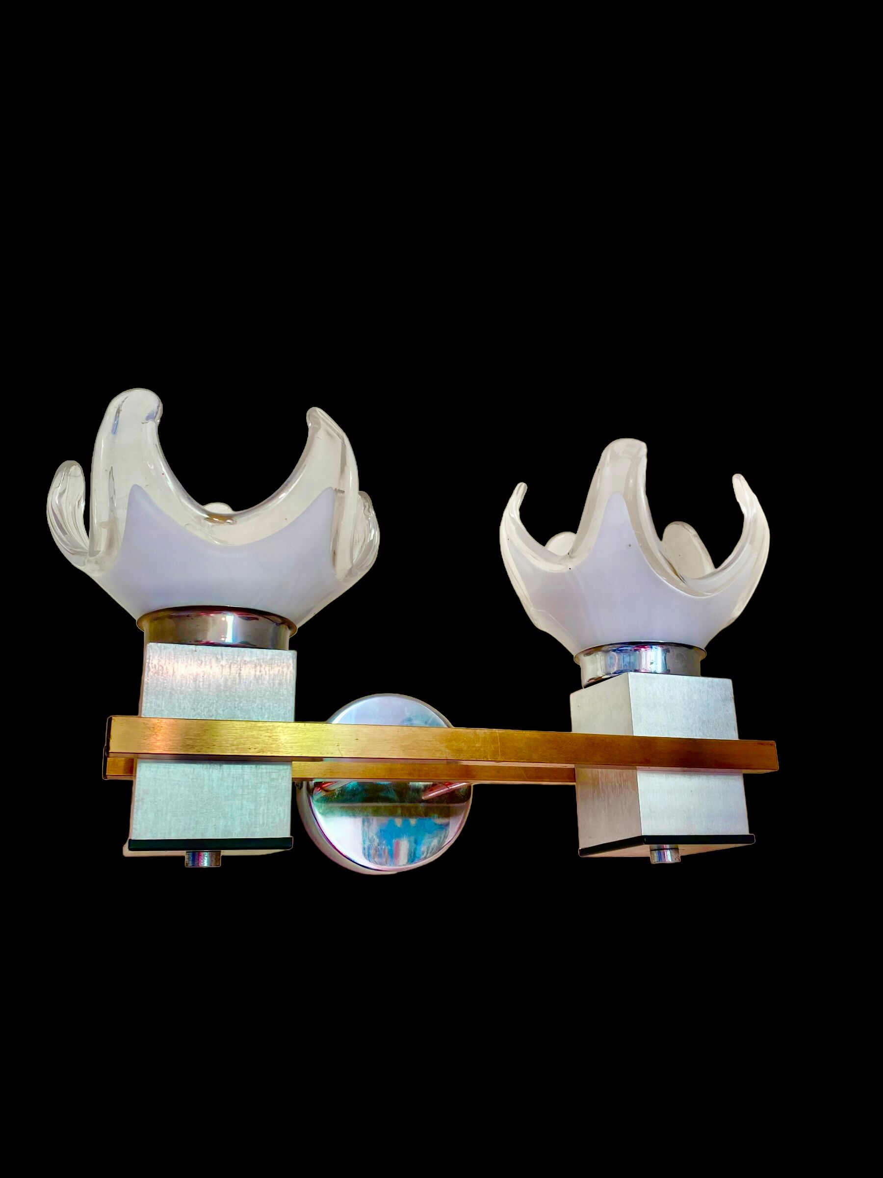 Pair of white Murano glass wall lights, Mazzega