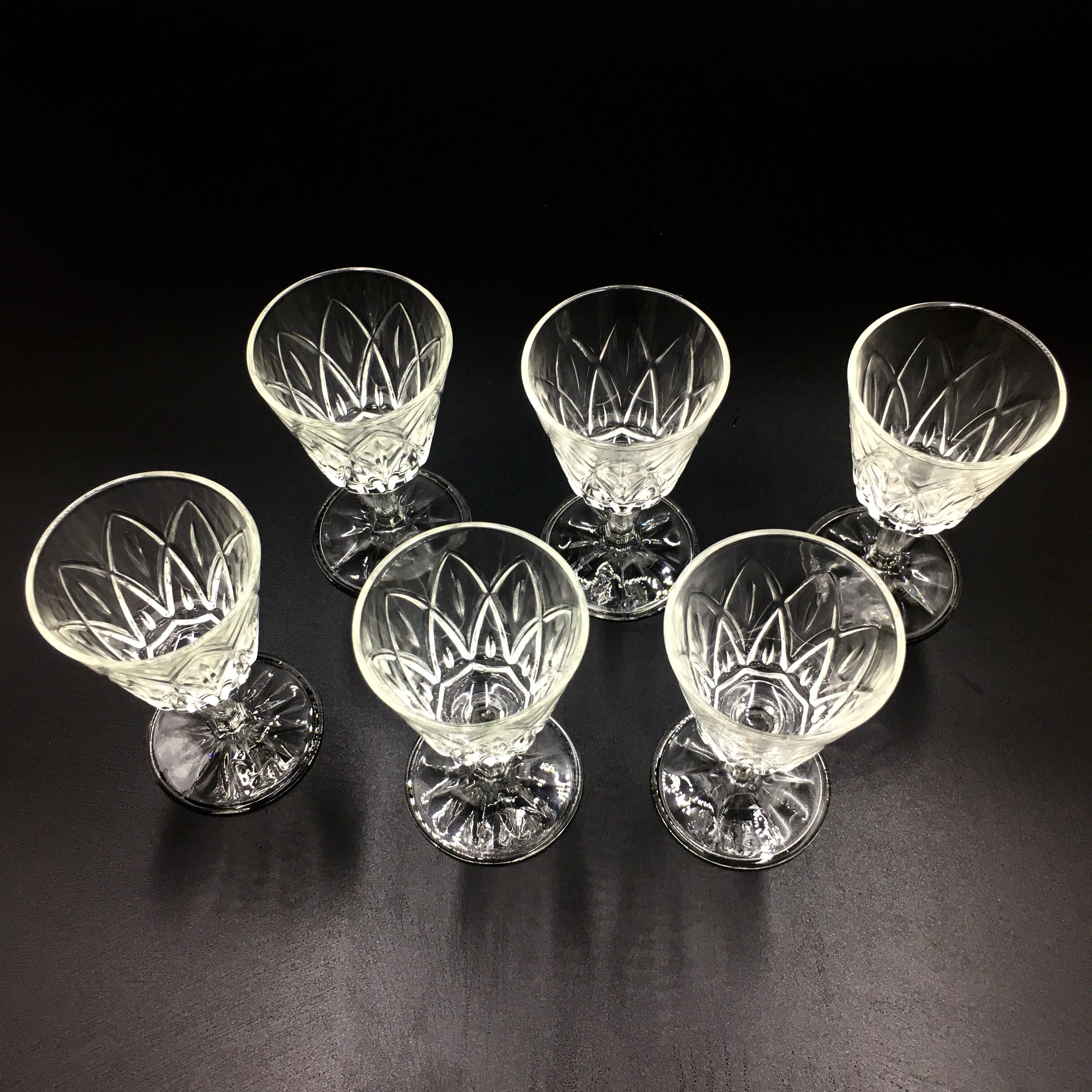 Set of 6 liqueur glasses