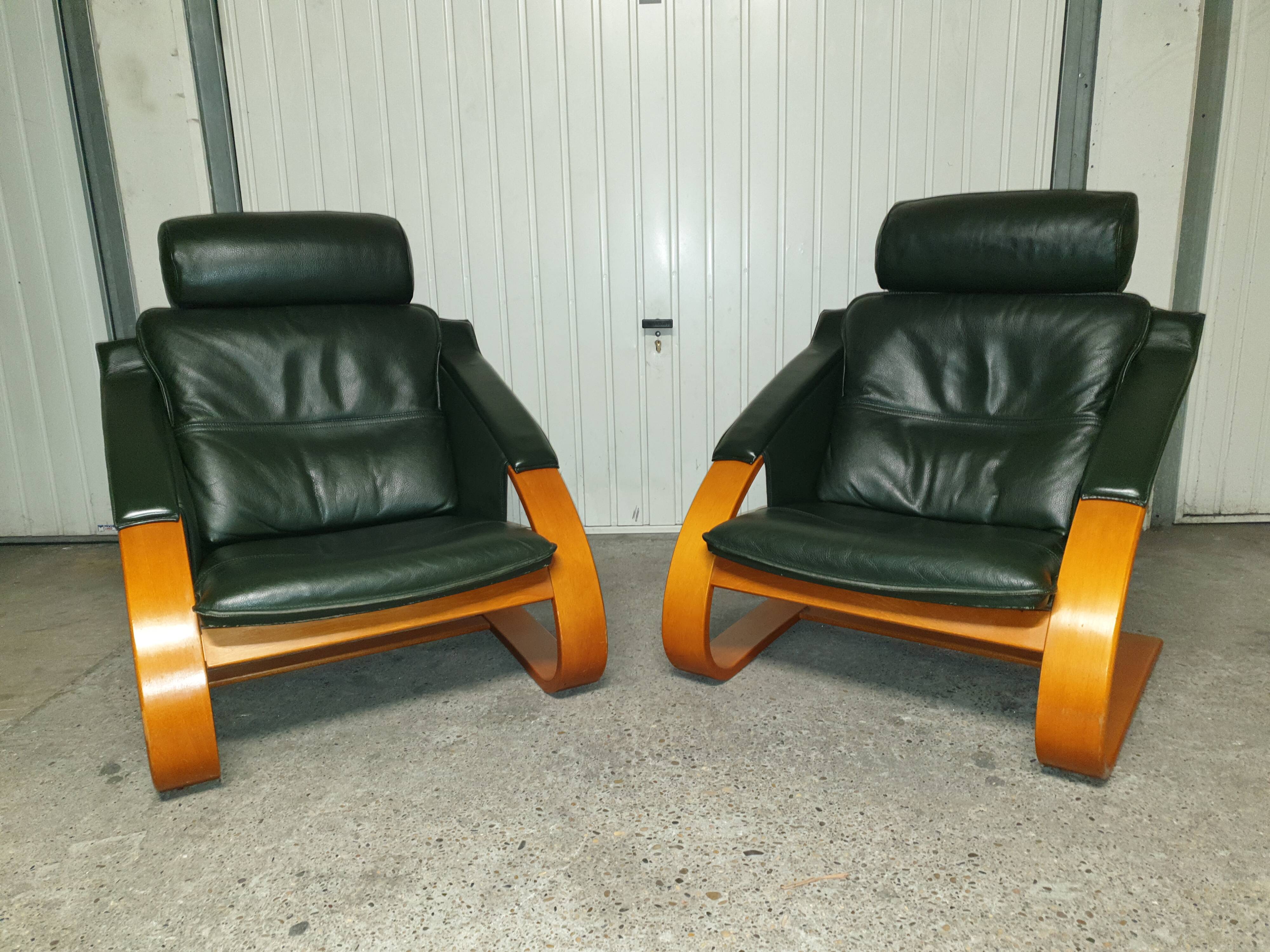 Pair of Nelo Sweden Mid-Century lounge chairs
