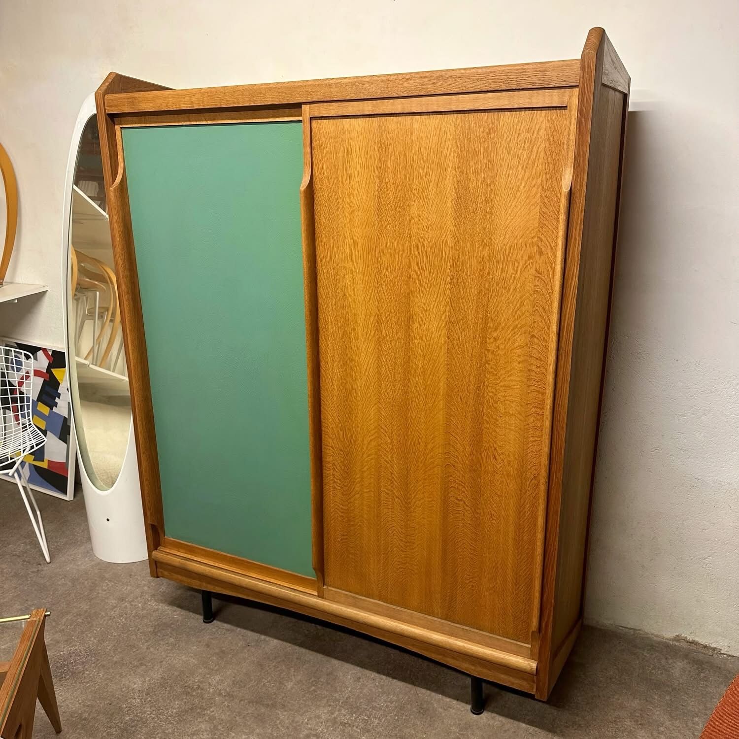 Armoire en chêne par Claude Vassal, circa 1950