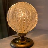 Ancienne lampe de table en laiton et globe bulle