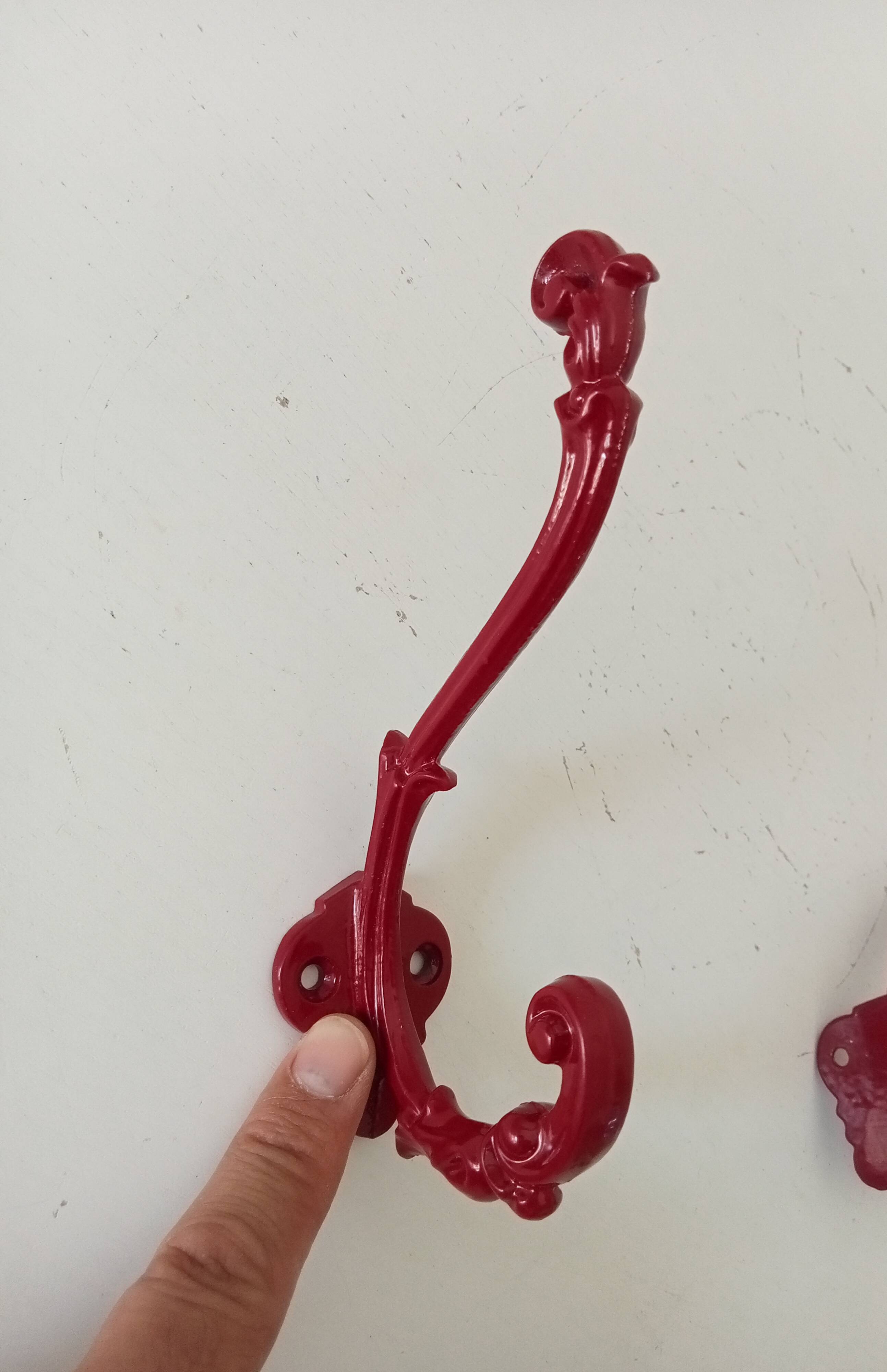 Vintage wall coat hook in enamelled cast iron